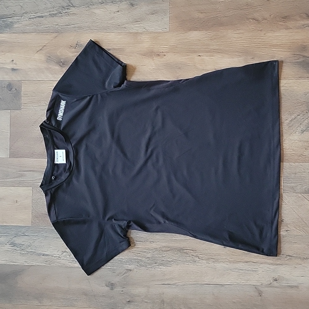 Gymshark Short Sleeve Top Size Small